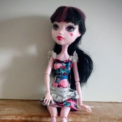 Monster High Draculaura Boo York Frightseers 2008
