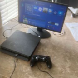 PS4 And Monitor 