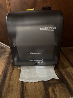 Georgia-Pacific enMotion Touchless Paper Towel Dispenser