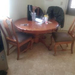 Dining Room Table 