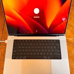 2021 MacBook Pro M1 16” 
