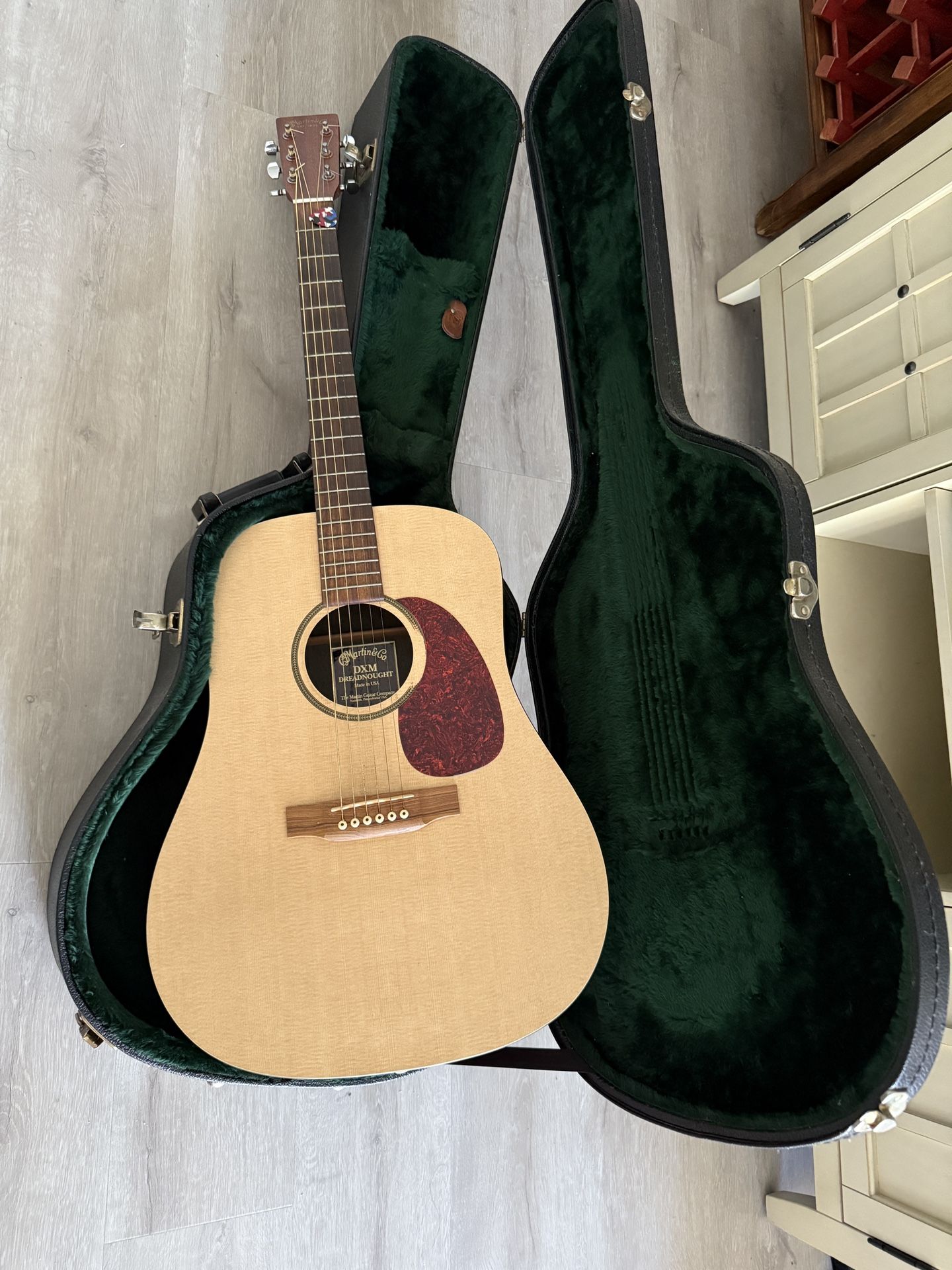 Martin DXM Acoustic Guitar + Martin Hard Case – Pristine