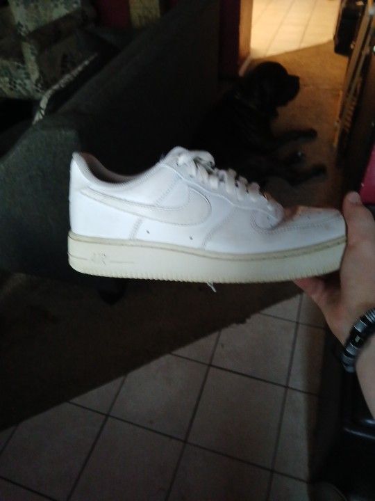 White Af1 NEED GONE Size 9
