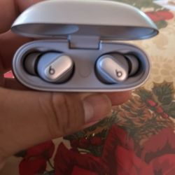 Beats Studio Buds +