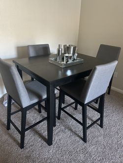 Dinning Table