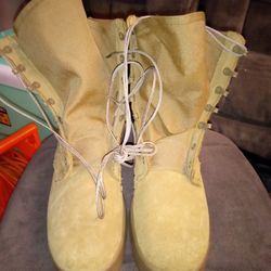 (NeW) U.S. ARMY HOT WEATHER ARMY COMBAT BOOT COYOTE BOOTS, VIBRAM SOLE MEN'S SIZE 10 R

