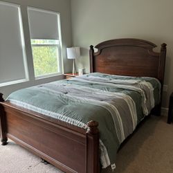 Solid Wood Queen Bed