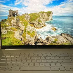 HP Envy 16 i9-39000H 32GB 1TB SSD 4060 Touch Screen 