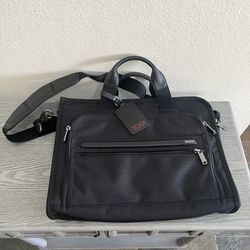 Tumi Alpha Black Ballistic Nylon Briefcase/Laptop/Messenger Bag