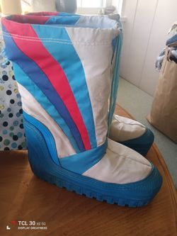 Vintage Moon Boots