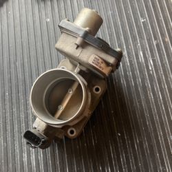 Throttle Body 2006 E250