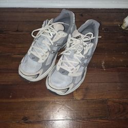 ASICS Minimal Neutral Trainers