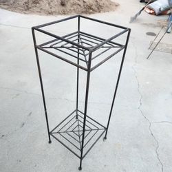 Metal Plant Stand 