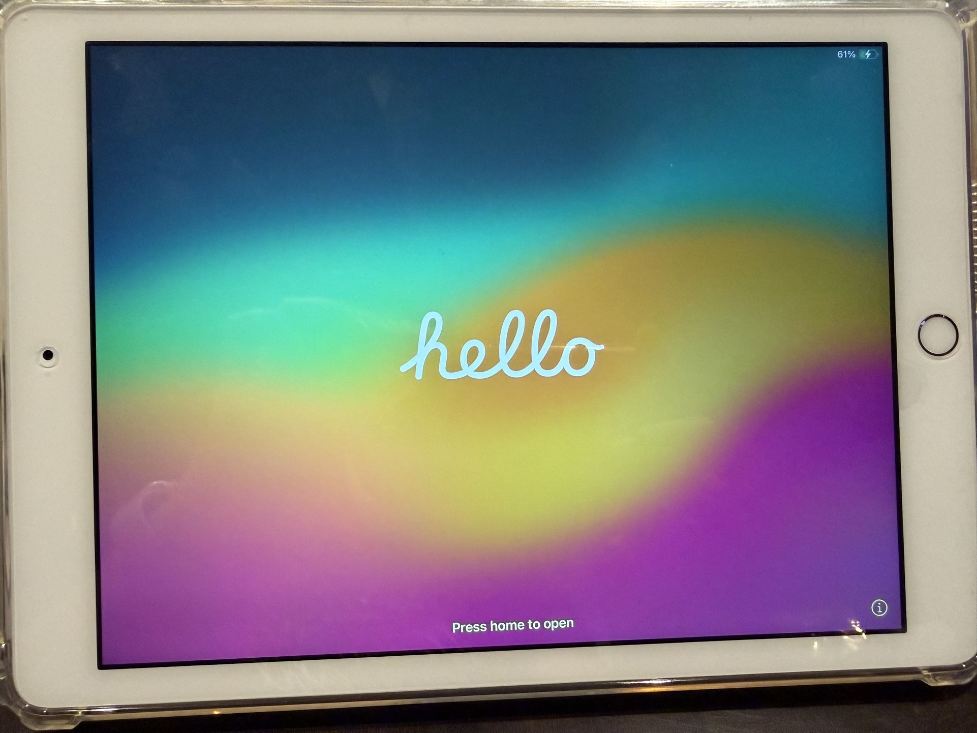 IPad Rose gold Color