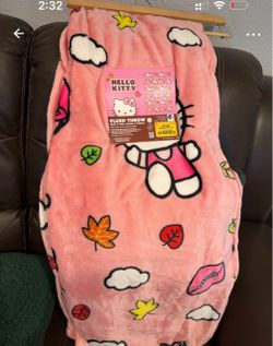 Hello Kitty Plush Throw Blanket