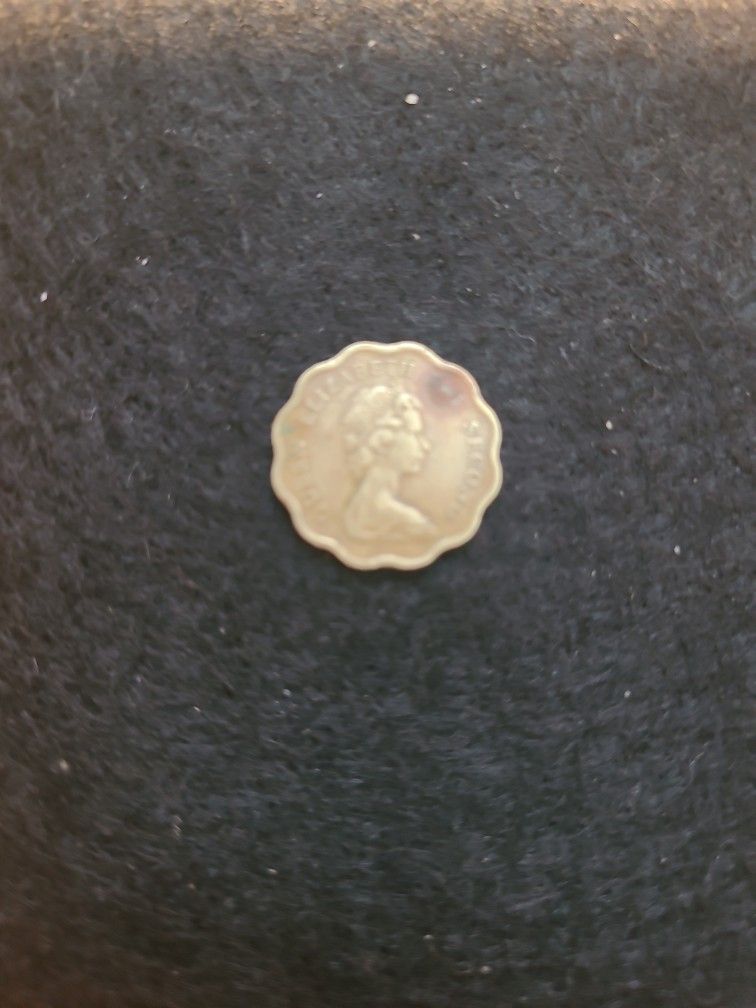 Queen Elizabeth Hong Kong 20 Cent Coin