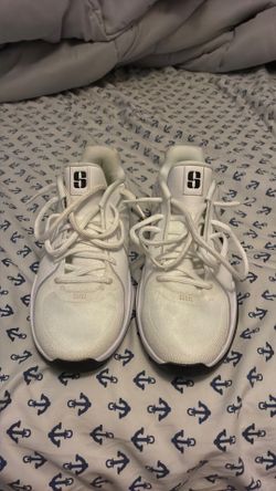 Sabrina basketball shoes