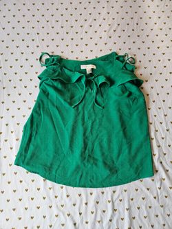 green ruffle top from monteau los angeles size m