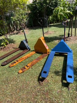 Pallet jacks for sale
