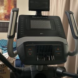 NordicTrack Elite 10.9 Elliptical 