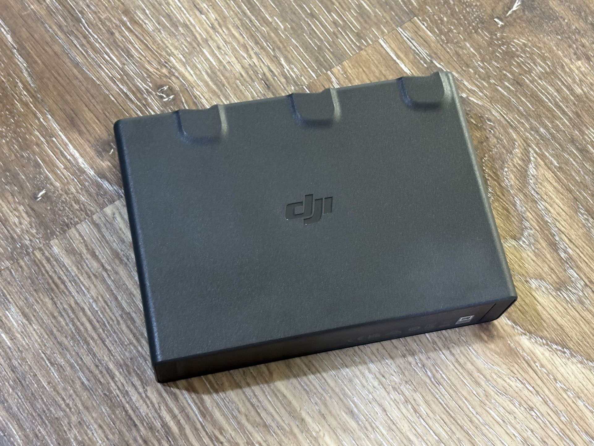 DJI Avata 2 Two-Way Battery Charging Hub for Three Batteries