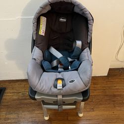 INFANT CAR SEAT