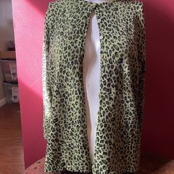 White Stag Women's Green Leopard  Sweater Cardigan Crew Neck Medium NWT