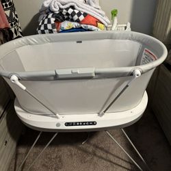 Fisher Price Bassinette