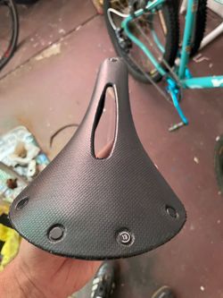 Brooks C13 Saddle