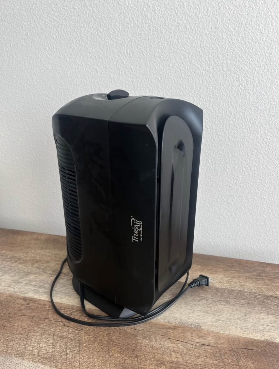 Hamilton Beach TrueAir Compact Air Purifier
