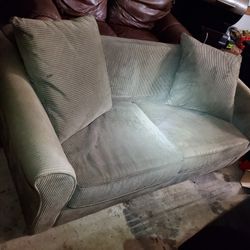 Retractable Sleeper Couch