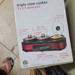 Triple Slow Cooker Never Used Color Red