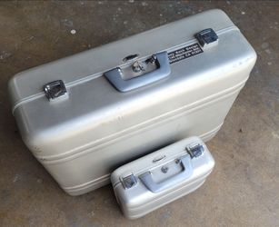 Vintage Halliburton Zero Centurion luggage