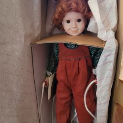 PORCELAIN COLLECTION DOLL/ $25 TRADE OPTION AVAILABLE 
