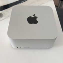 Mac Studio M2