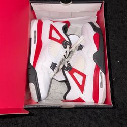 Jordan 4 