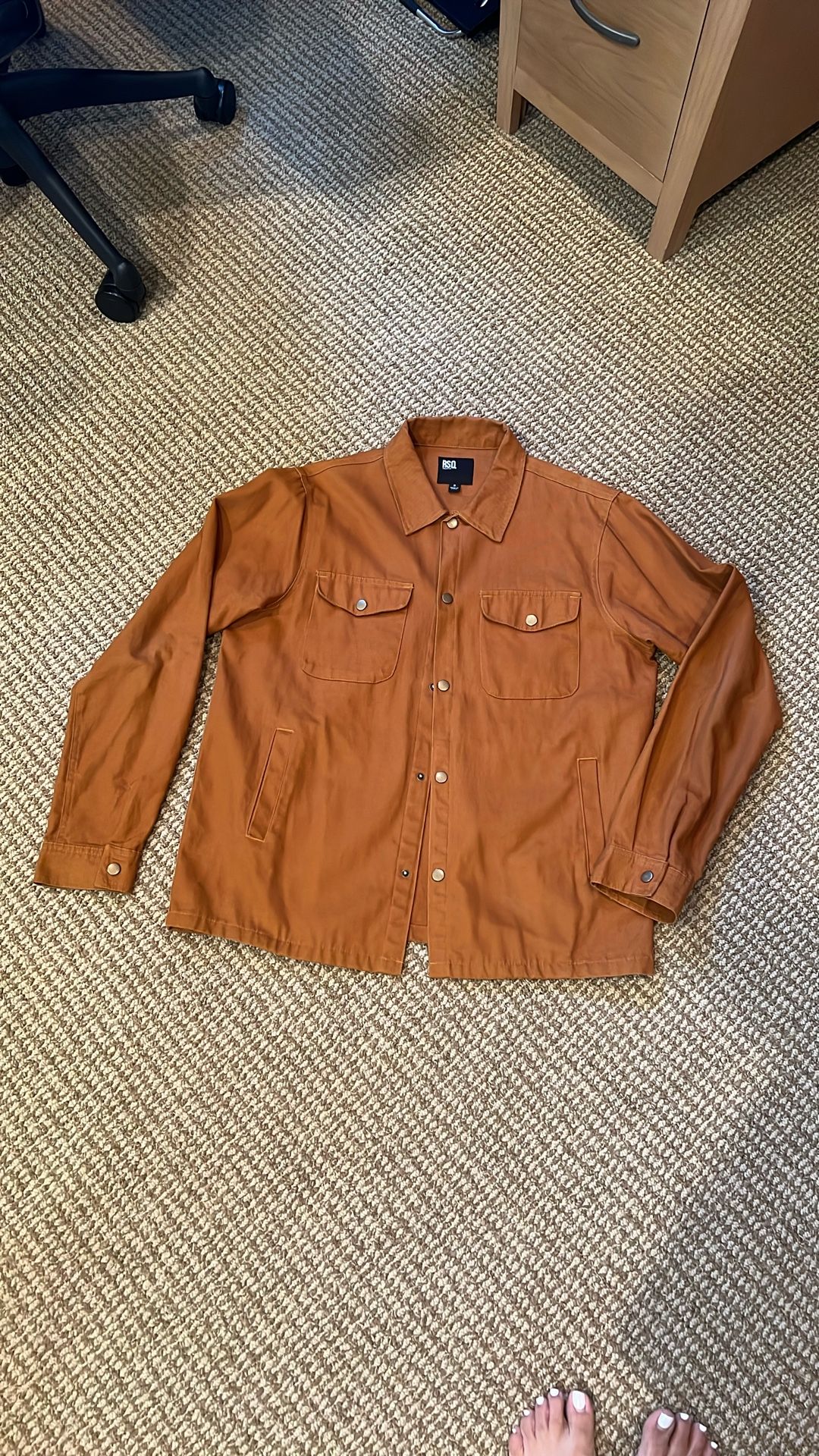 Light Jacket. New Condition. Size S.