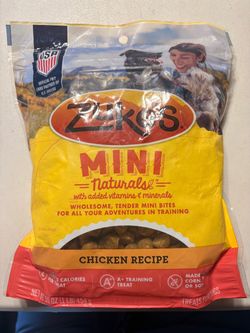 Zuke's Mini Naturals Chicken Recipe Dog Treats 1 lb