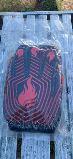 New Black Red Flame grill Glove