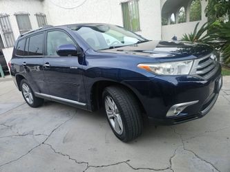 Toyota Highlander Limited 4X2 2013