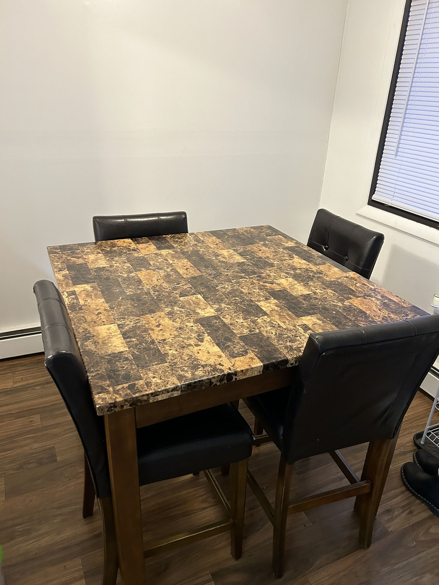 D158-233 Ashley Furniture Theo - Brown Square Counter Table Set