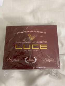 LUCE180° Facial Cleansing Anti-Aging Device in Burgundy Brand New in box