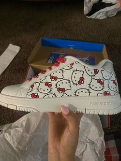 Hello kitty shoes