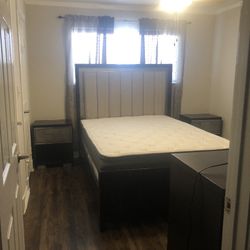 Queen Size Bedroom Set