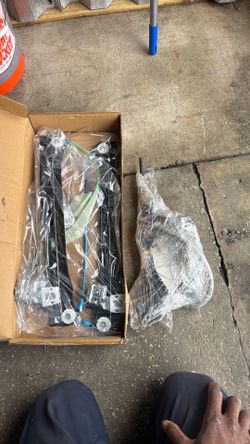 2008 MERCEDES 350 LEFT FRONT DRIVER REGULATOR