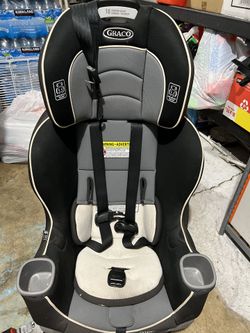 Baby Car seat Good Condition
