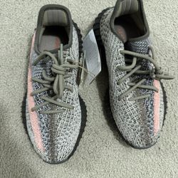 adidas Yeezy Boost 350 V2 Size 5 Ash Stone