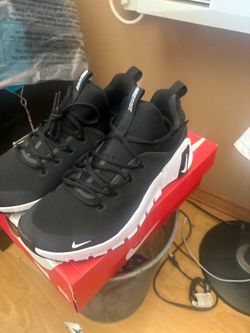 NIKE Zoom Vomero 5 brand new was a gift unable to return