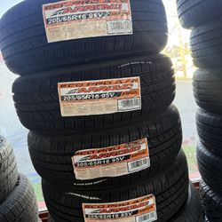 Vendo 205/65/R16 Arroyo Nuevas Las 4 Llantas Por $300