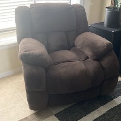 Dark brown rocker recliner very good shape
